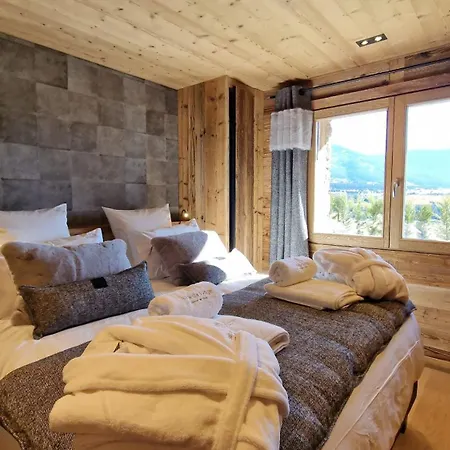 Isabella Pyrenees Chalet